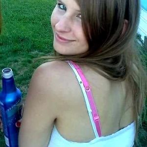 Meet your Posher, Cristina